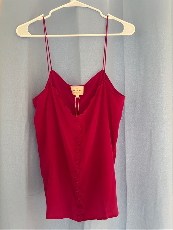 Sezane Tops - Sezane Fuchsia Scalloped Button Cami